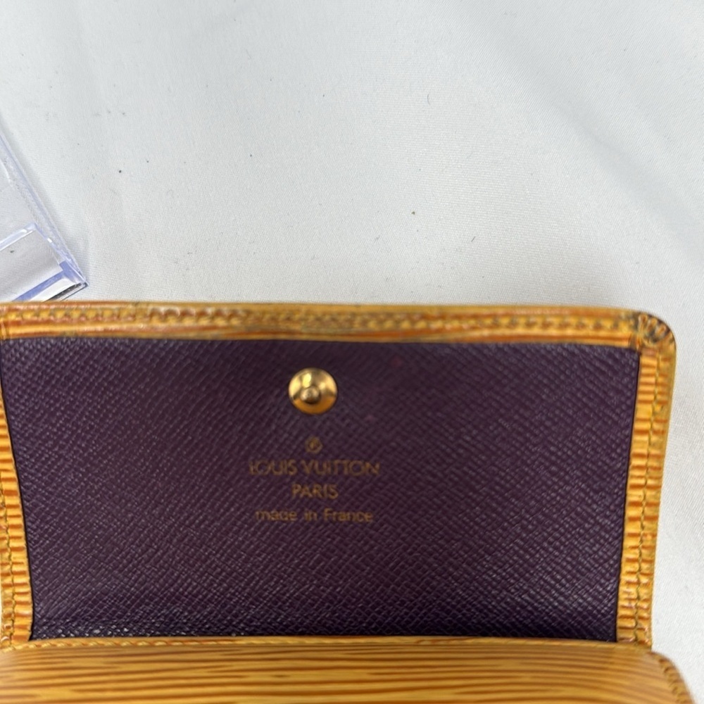Louis Vuitton Tri-Fold Yellow/Purple Epi Leather Wallet | Unisex | Pre-Owned | - Picture 6 of 11